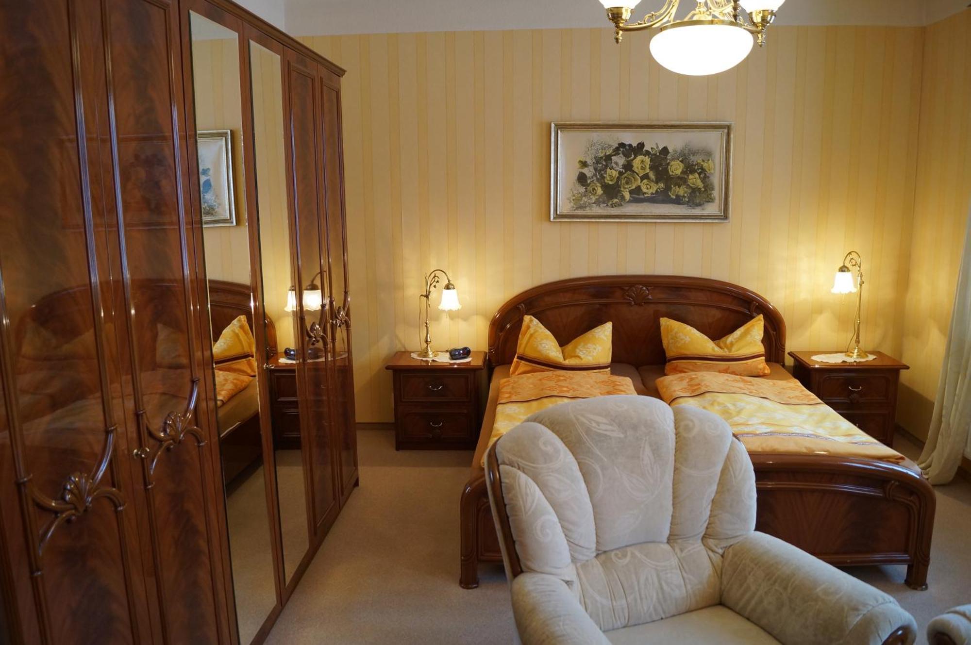 Pension Wegerich แอร์ฟวร์ท ภายนอก รูปภาพ